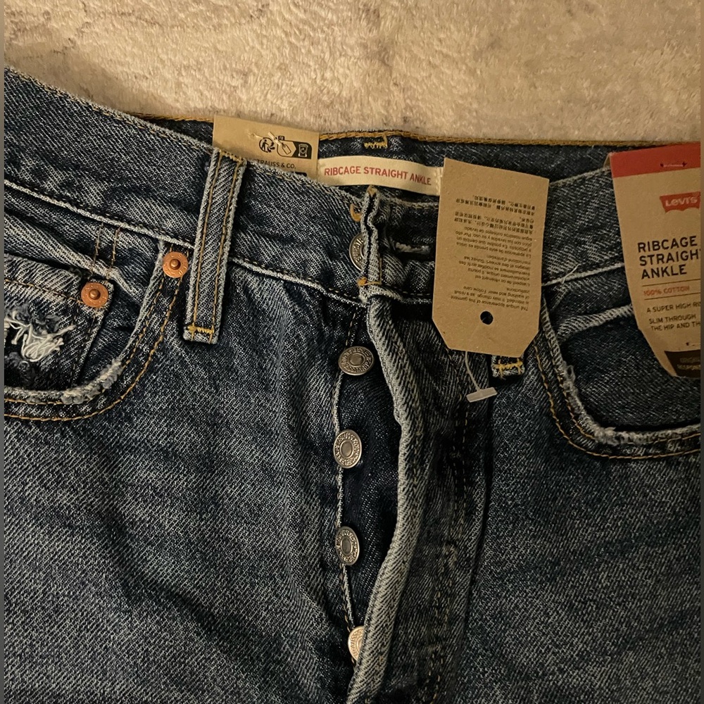 NWT Levi's Womens Ribcage Straight AnkleJeans (27 x 27) - Picture 3 of 6